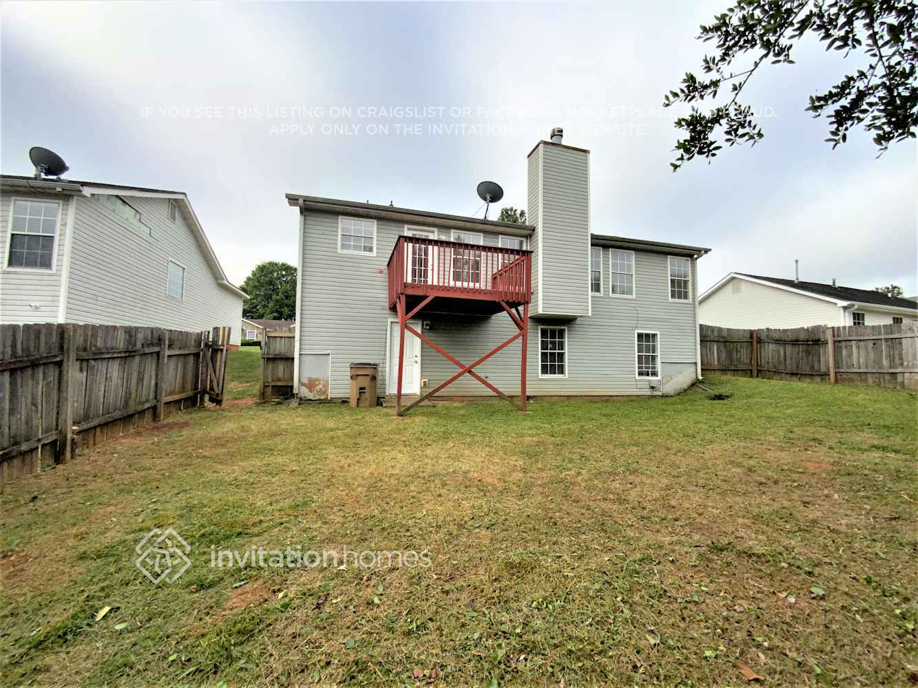 Building Photo - 222 Autumn Lake Way