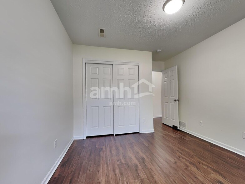Building Photo - 356 Slate Branch Ct