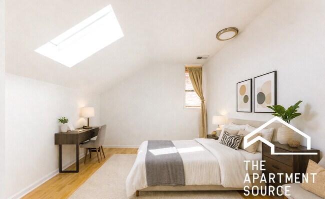 Building Photo - 1900 S Throop St