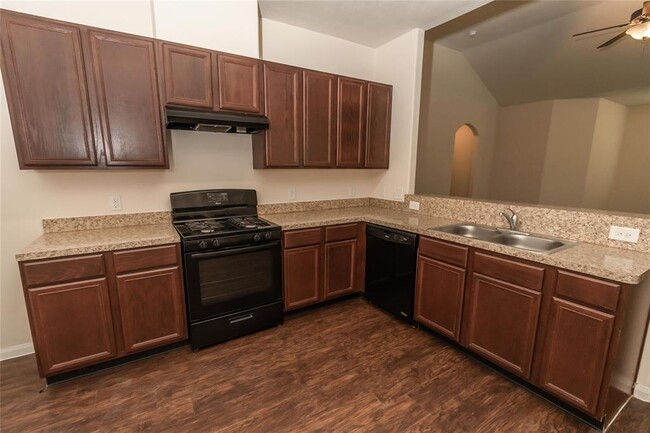 Building Photo - 9739 Tura Dr