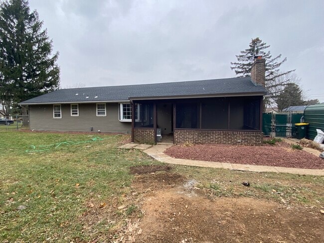 Building Photo - 6108 Lone Pond Ln