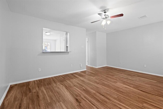 Building Photo - 1815 River Crossing Cir