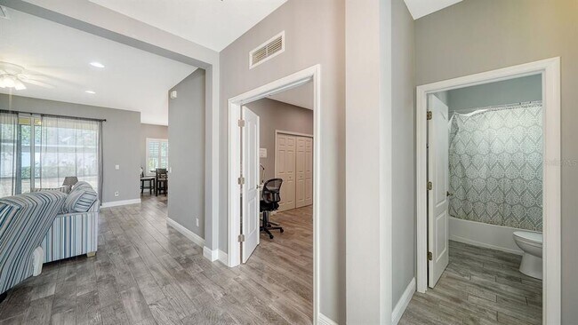 Building Photo - 11773 Forest Park Cir