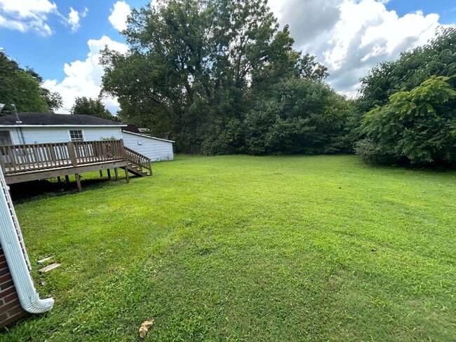Building Photo - "Charming 2-Bedroom 1 bath with Spacious Living in Humboldt, Tn – Perfectly Cozy at 851 Sq Ft!"