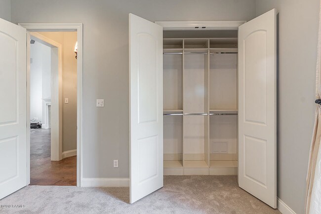 Building Photo - 500 Elysian Fields Dr