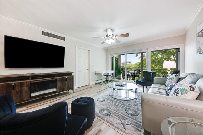 Building Photo - 773 Jeffery St