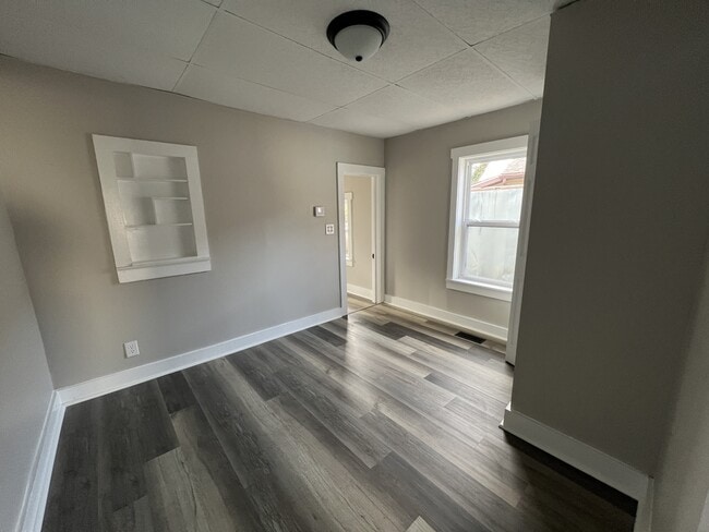 Building Photo - 31 Crockett St