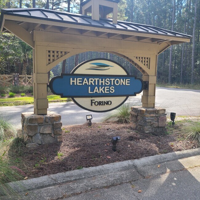 Building Photo - Three Bedroom Home with Large Loft in Heartstone Lakes!