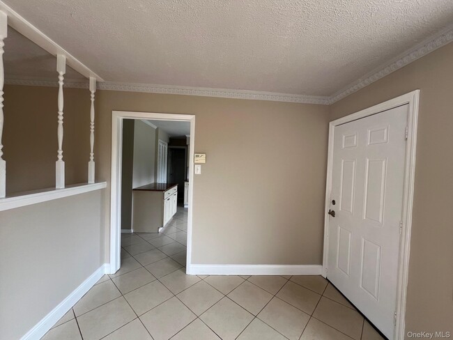 Building Photo - 51 Friendly