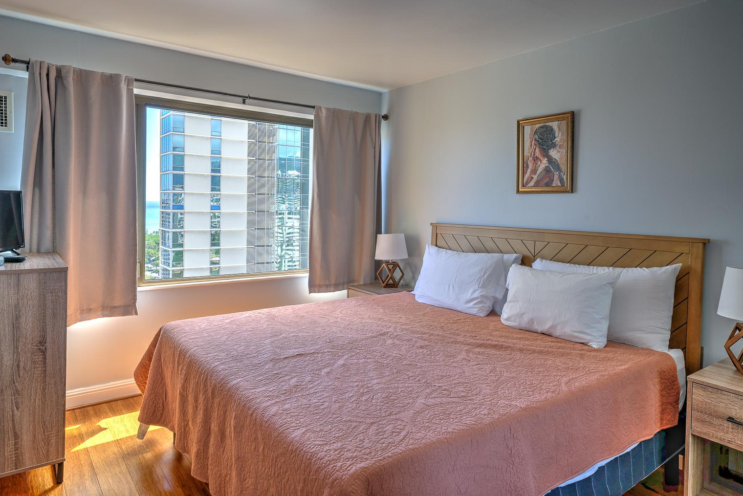 Building Photo - 2140 Kuhio Avenue-SI ID1327717P