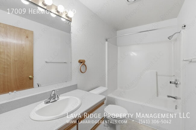 Building Photo - 17009 Hermosa Rd