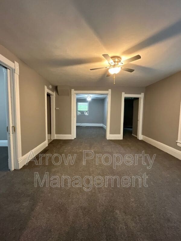 Building Photo - 445 N 25th St