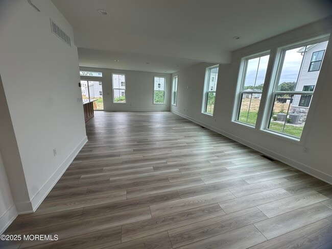Building Photo - 95 Mustang Dr