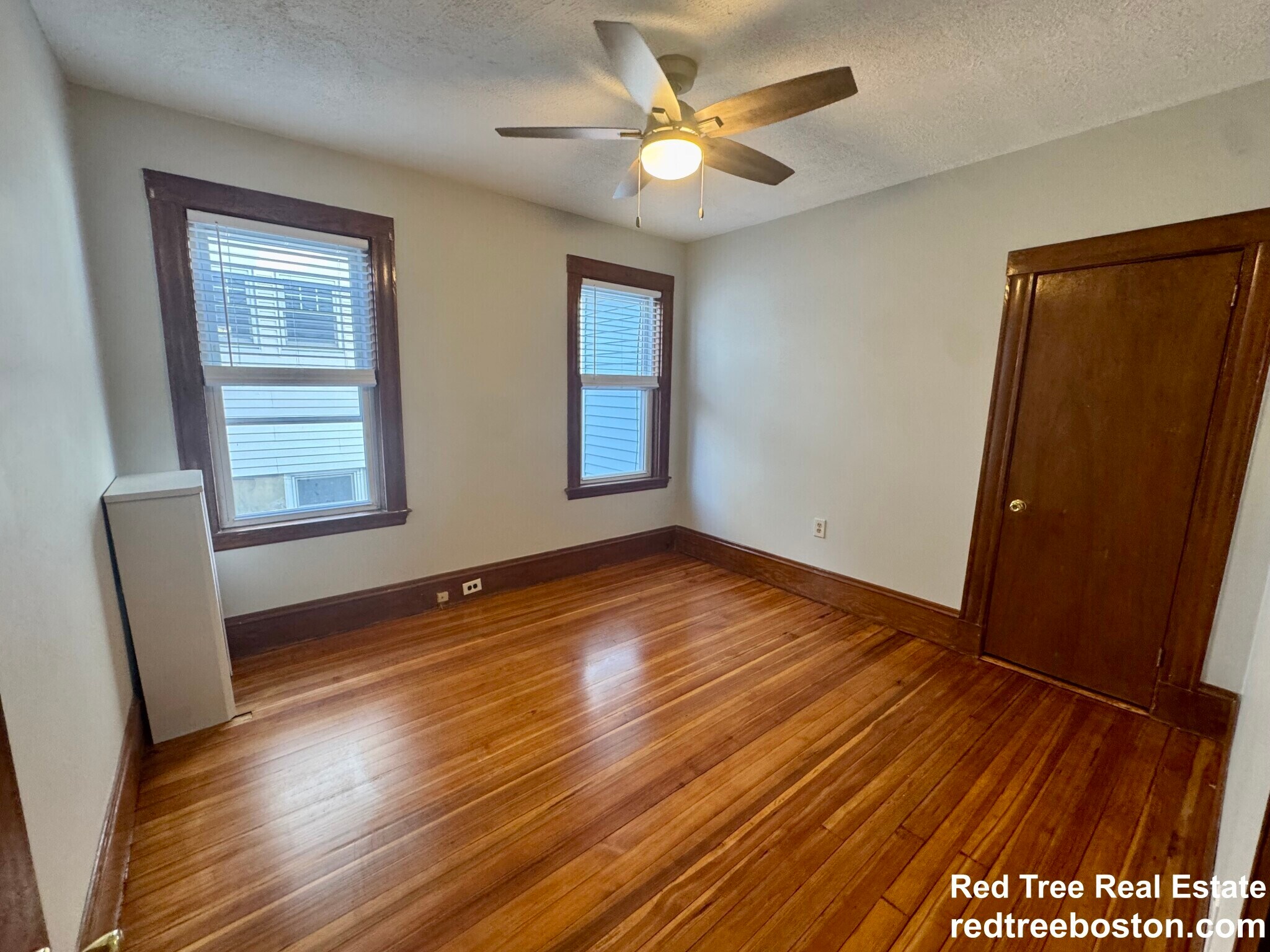 Building Photo - 69 Turner St