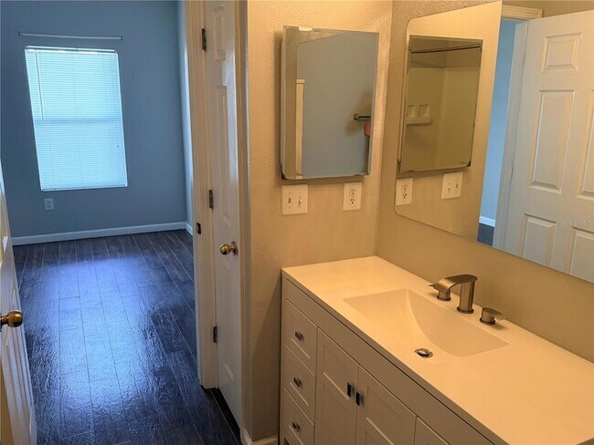 Building Photo - 10764 70th Ave N