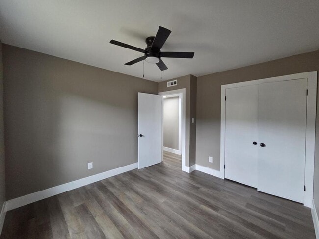 Building Photo - 1502 N 26th St