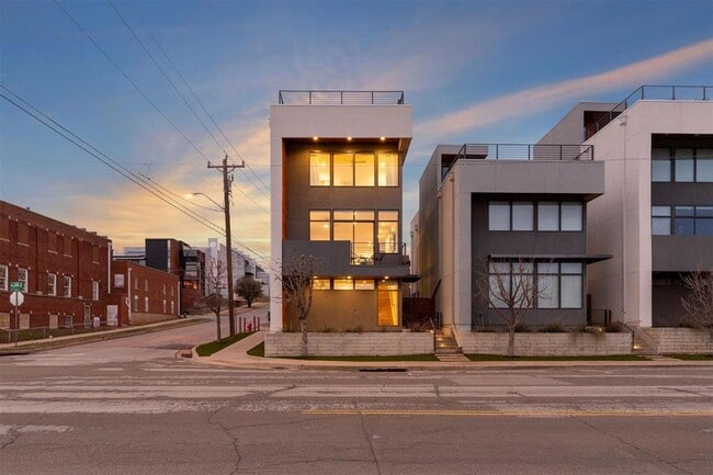Building Photo - 841 NW 6th St