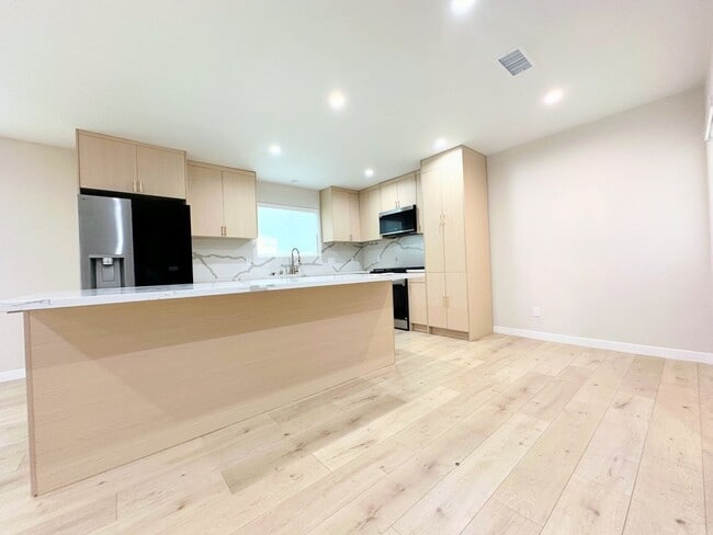 Building Photo - 6722-6724 Hesperia Ave. &amp; 18020 Welby Ave.