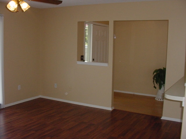 Building Photo - 4037 NW Cinnamon Tree Cir