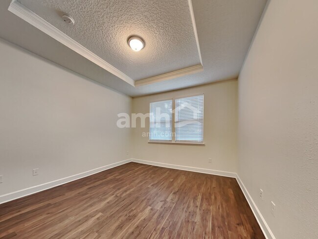 Building Photo - 321 Gianna Way