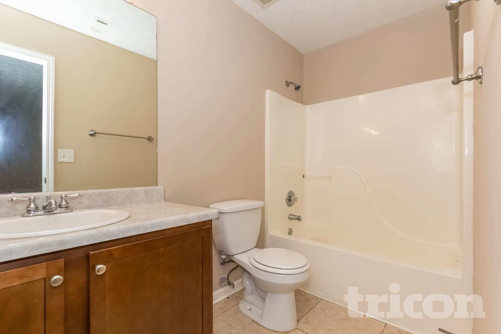 Building Photo - 1131 St Phillips Ct