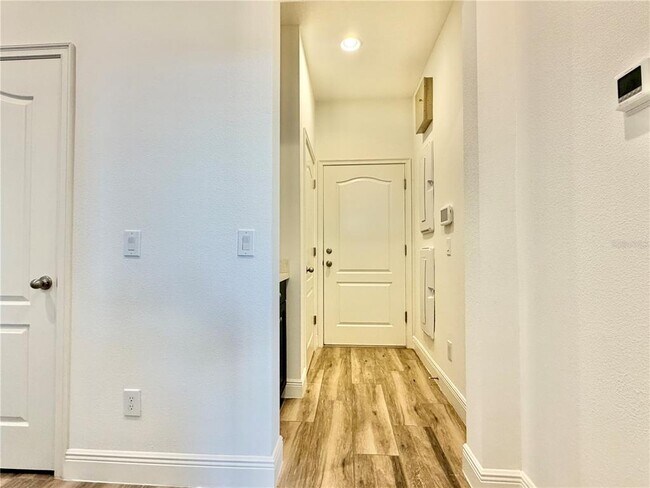 Building Photo - 8200 Elion St