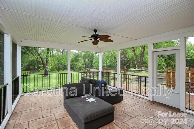Building Photo - 6908 Lancer Dr