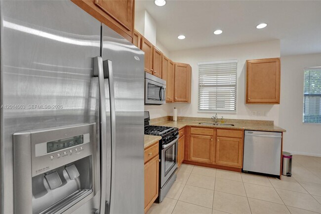 Building Photo - 12471 NW 32nd Manor