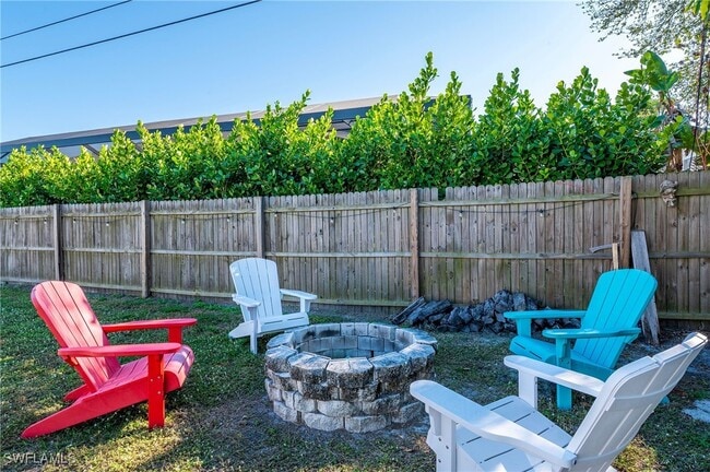 Building Photo - 714 105th Ave N