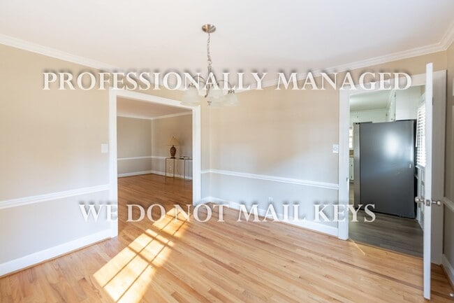 Building Photo - 2912 Ridgecrest Dr