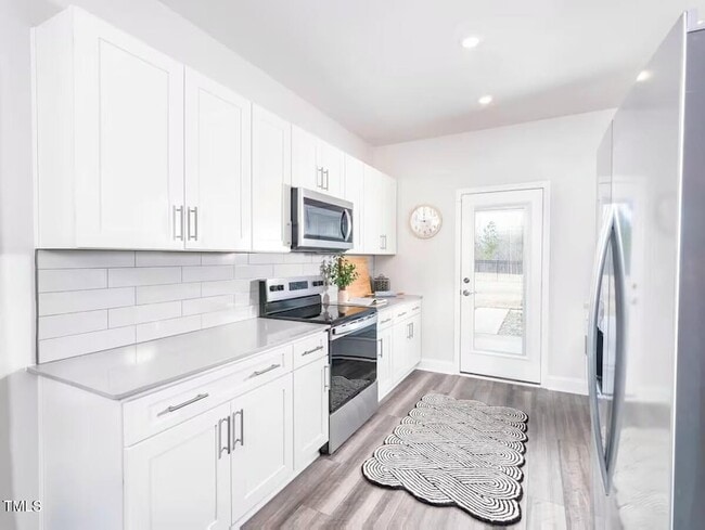 Building Photo - 1103 Alfonso Ln
