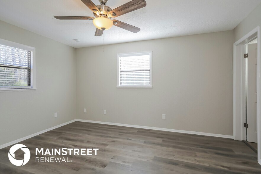 Building Photo - 7939 Lemans Dr