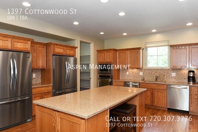Building Photo - Cottonwood House - 55+ Cooperative Living ...