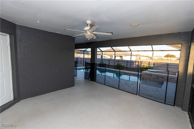 Building Photo - 3073 NW 4th Ave