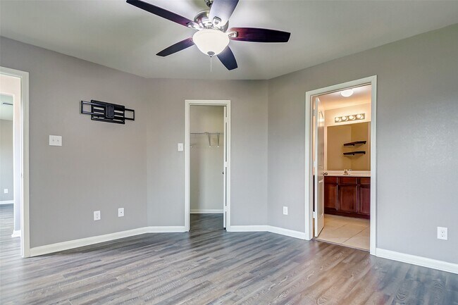 Building Photo - 22522 Threefold Ridge Dr