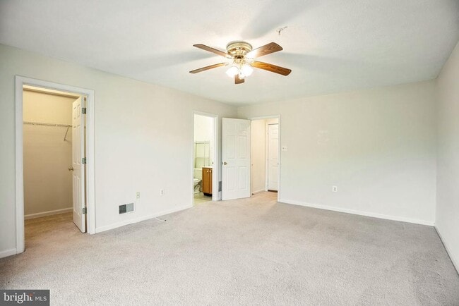 Building Photo - 13477 Stowaway Ct