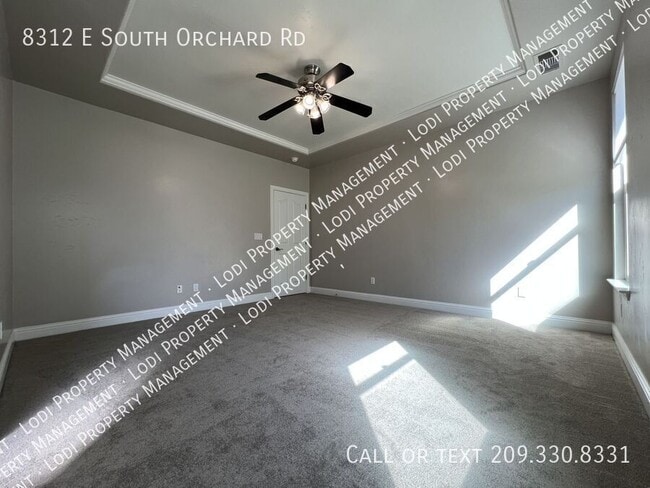 Building Photo - 8312 E Orchard Rd