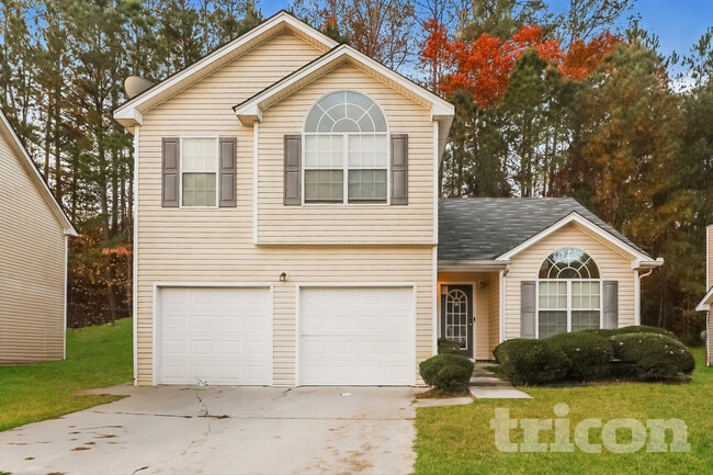 Building Photo - 3250 Diamond Blf