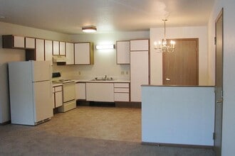 Interior Photo - BAY VIEW APARTMENTS