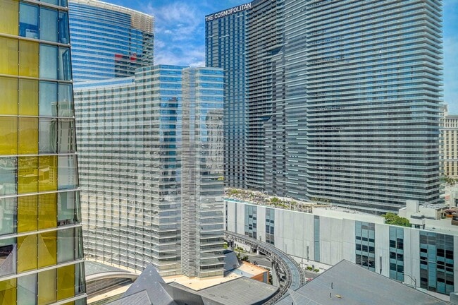 Building Photo - Veer Towers 2010E- Stunning Strip/City Views from this 1bd/1ba, Fully Furnished Residence