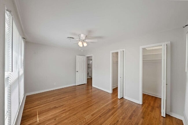 Building Photo - 5601 N Schilder Dr