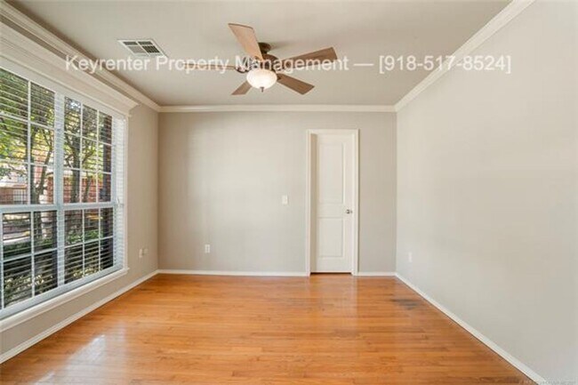 Building Photo - 3 Bed | 2 Bath | Jenks