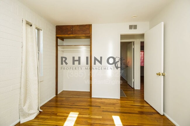 Building Photo - 1154 Fremont Ave W