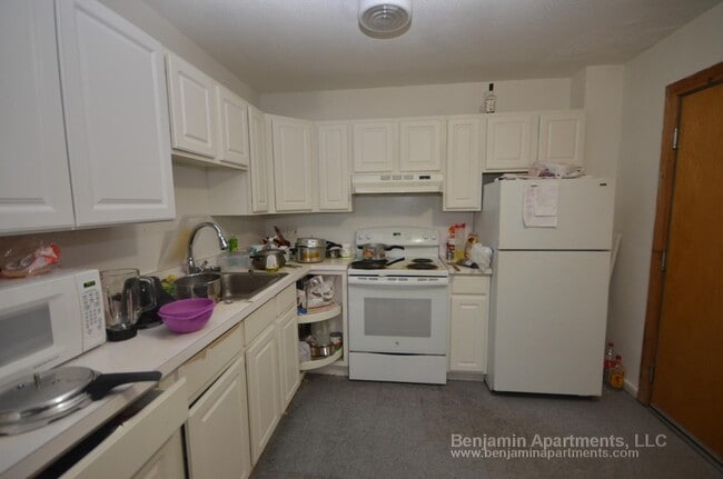 Building Photo - 226 Parker Hill Ave