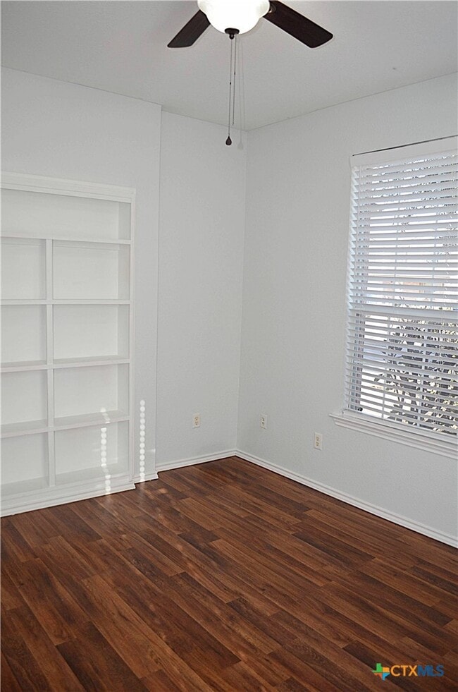 Building Photo - 5000 Sydney Harbour Ct