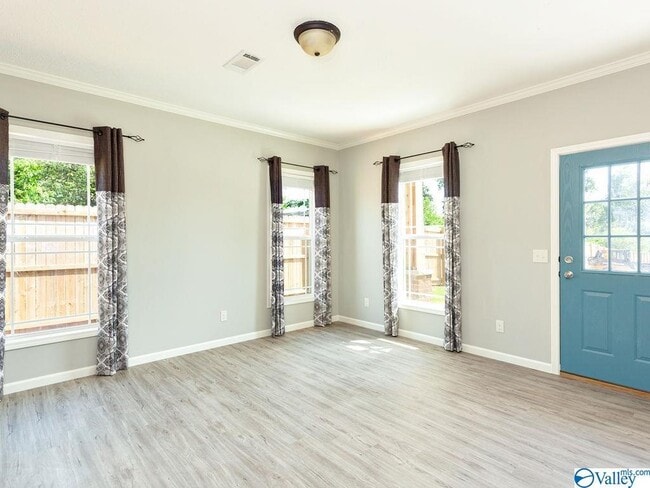 Building Photo - 334 Clutts Rd
