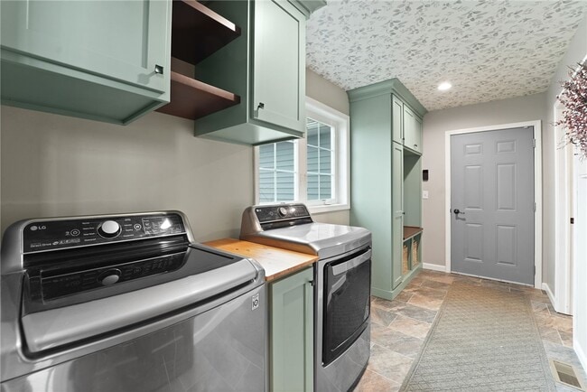 Building Photo - 136 Vargo Rd