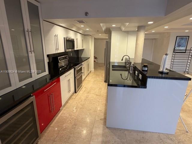 Building Photo - 210 174th St