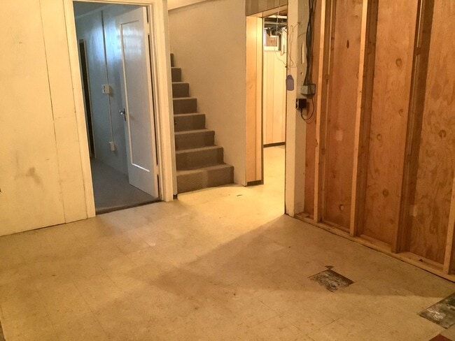 Building Photo - Nice Single Family House for Rent