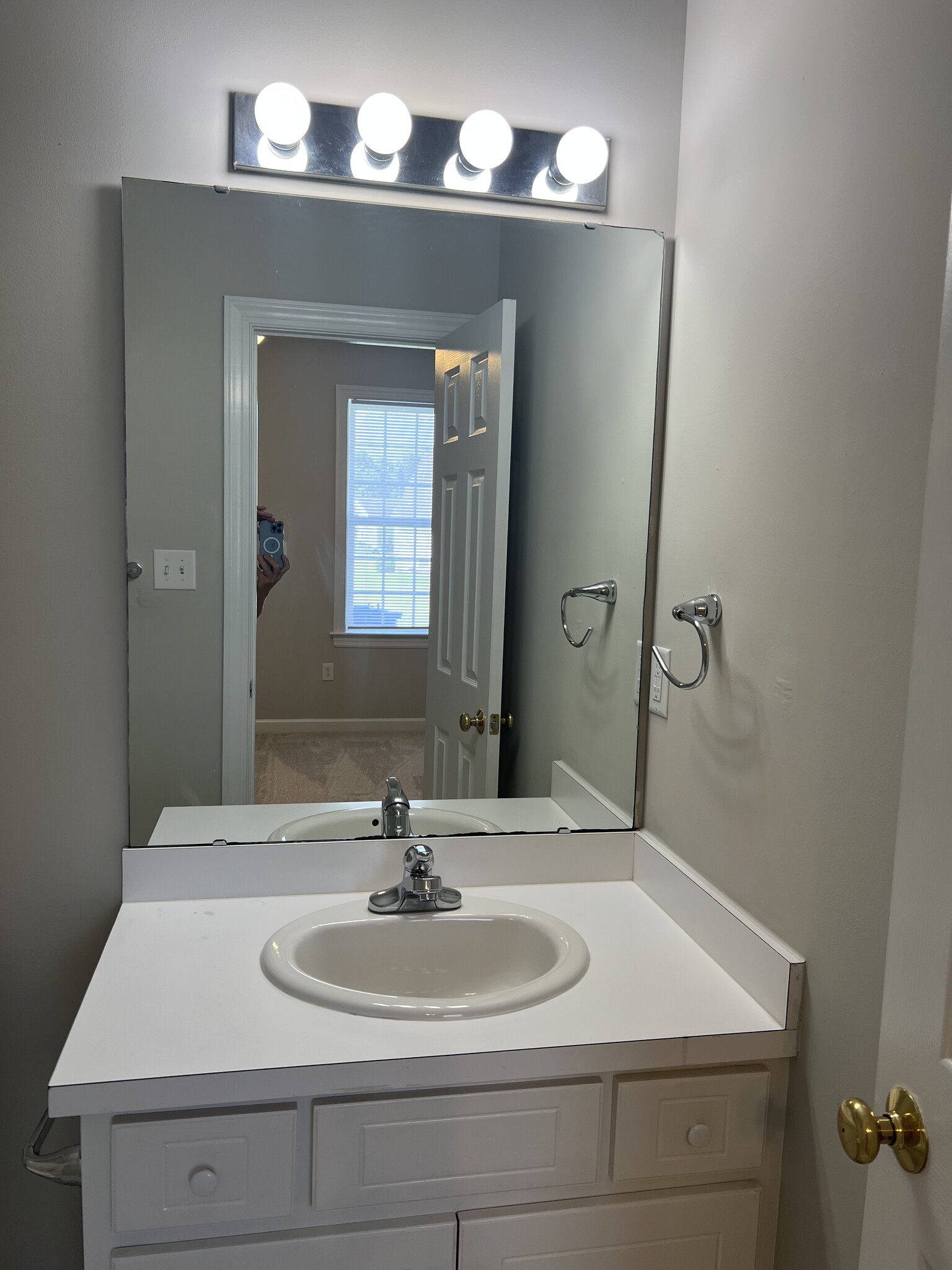 Building Photo - 3321 Whitlock Dr N
